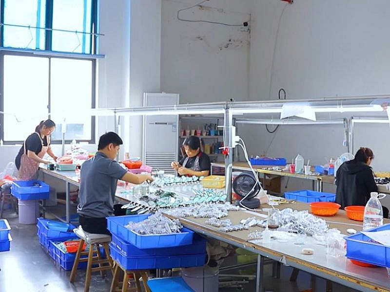 Assembly-workshop