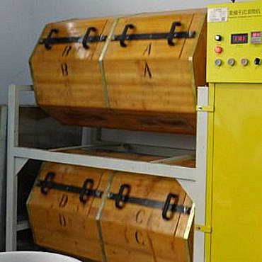 Tumbler polishing machine